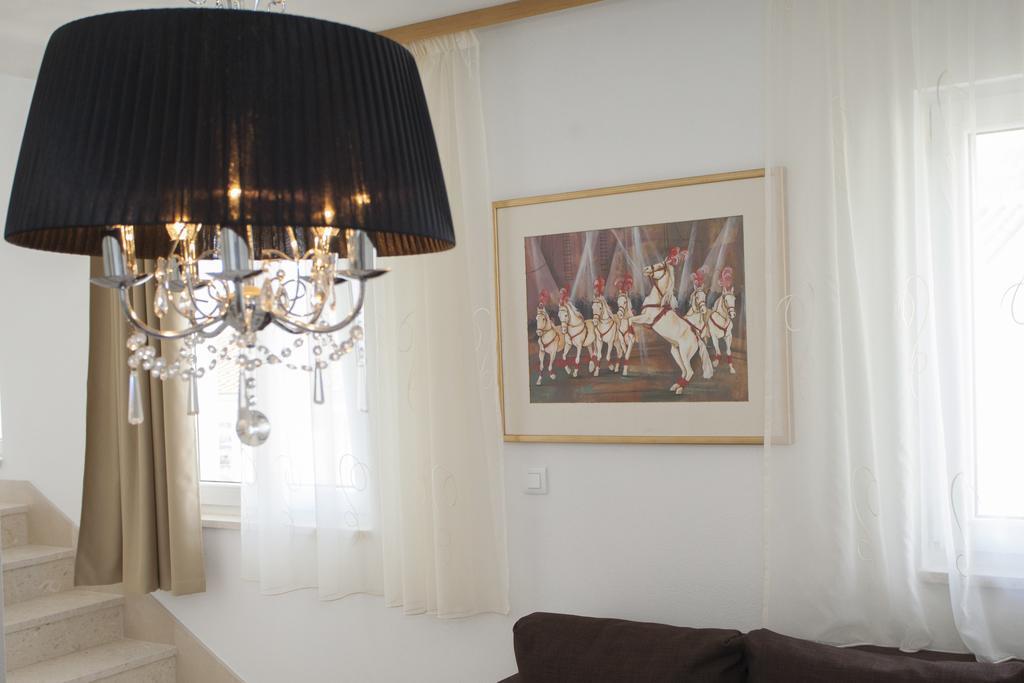 Apartment Spartium Podstrana Esterno foto