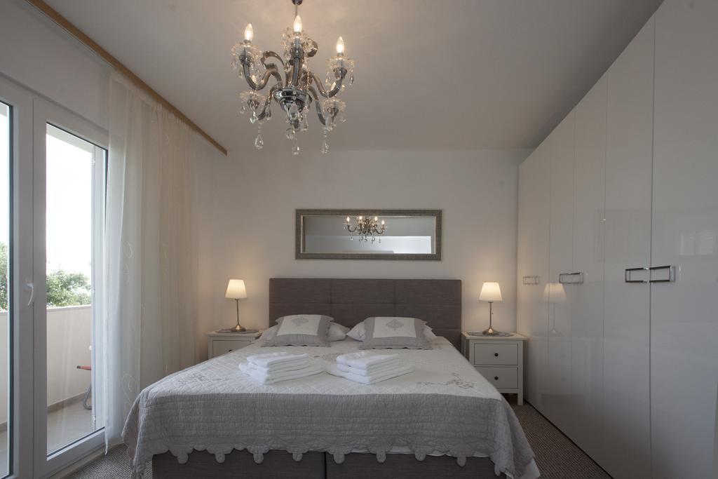 Apartment Spartium Podstrana Esterno foto